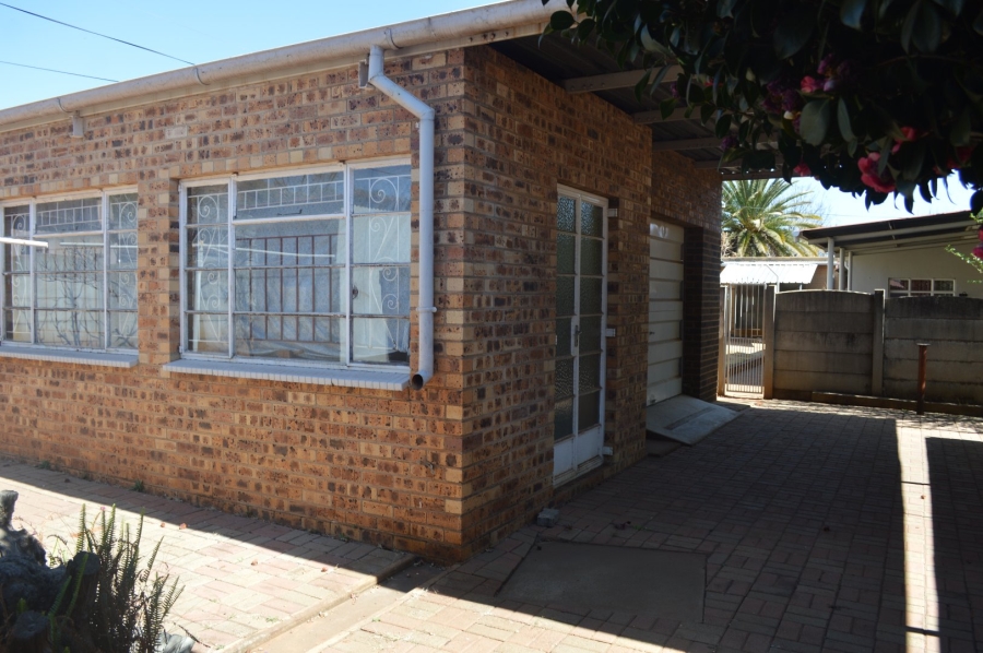 2 Bedroom Property for Sale in Dawkinsville North West